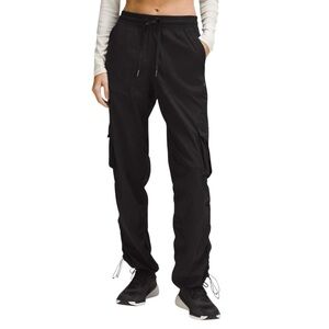 Lululemon Dance Studio Relaxed-Fit Mid-Rise Cargo Pant size small